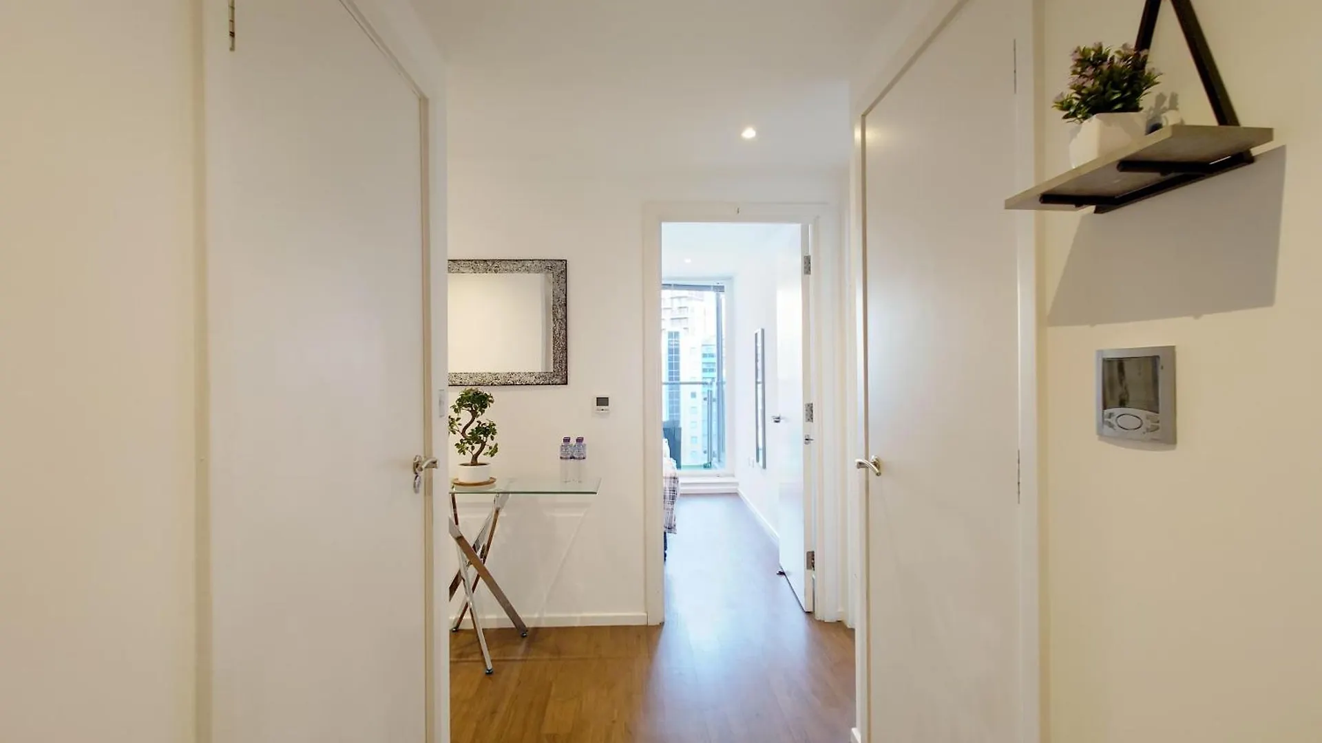 Deluxe Two Bed Apartment By London Excel & O2
