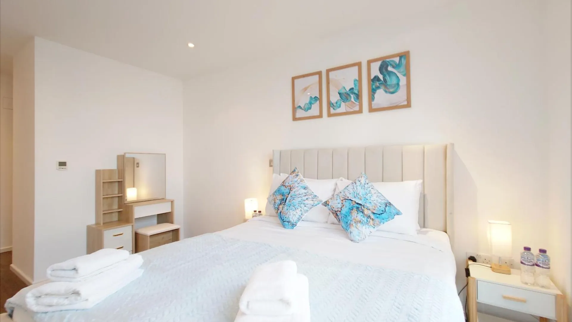Deluxe Two Bed Apartment By London Excel & O2