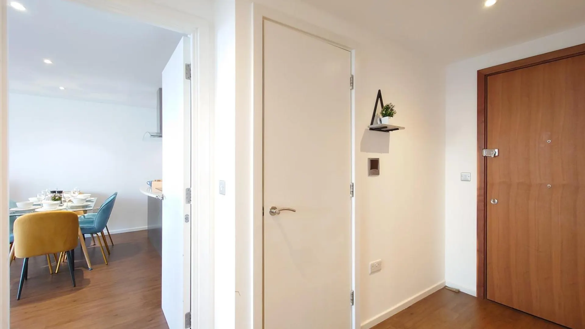 Deluxe Two Bed Apartment By London Excel & O2 0*,