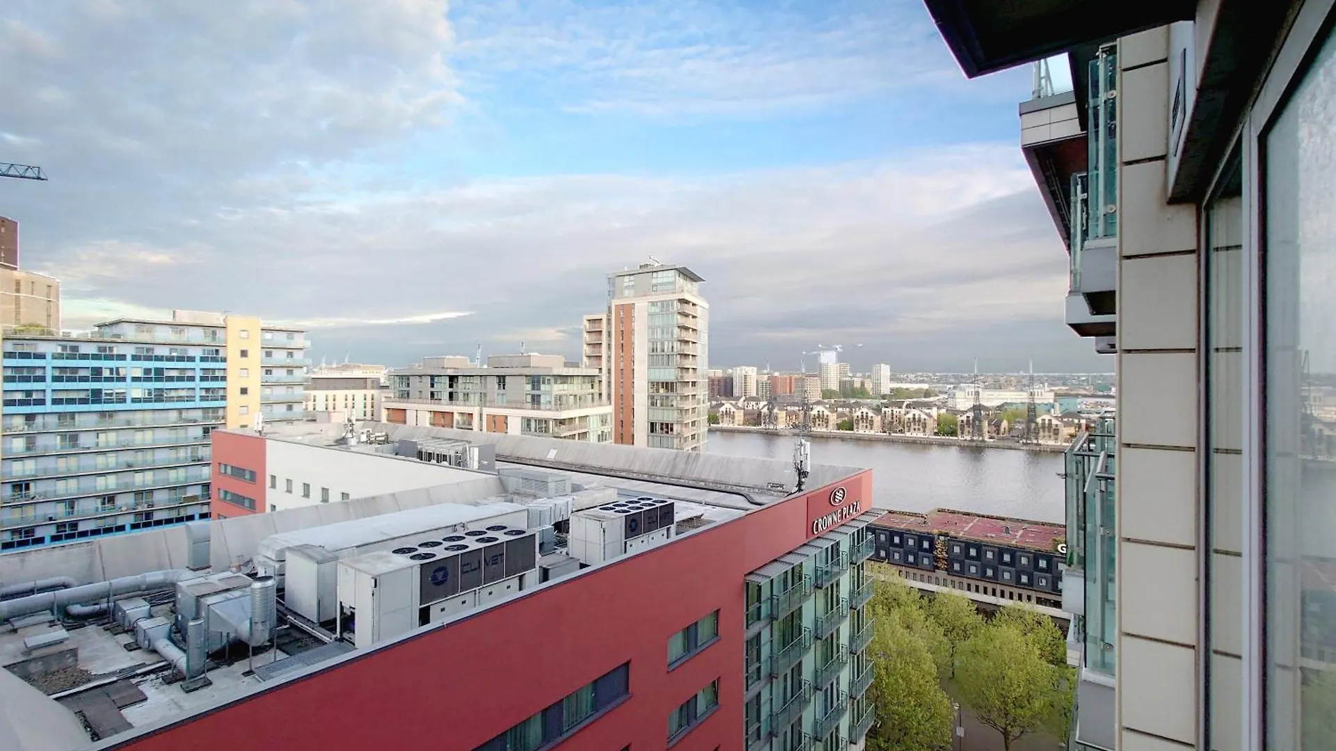 Deluxe Two Bed Apartment By London Excel & O2