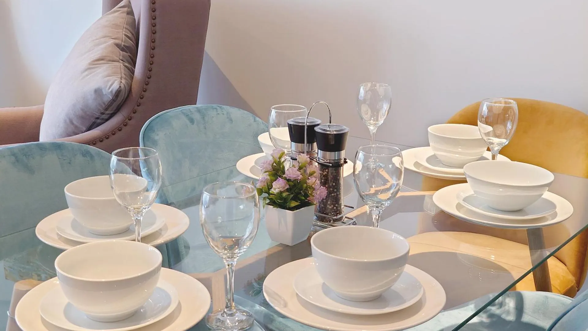 Deluxe Two Bed Apartment By London Excel & O2
