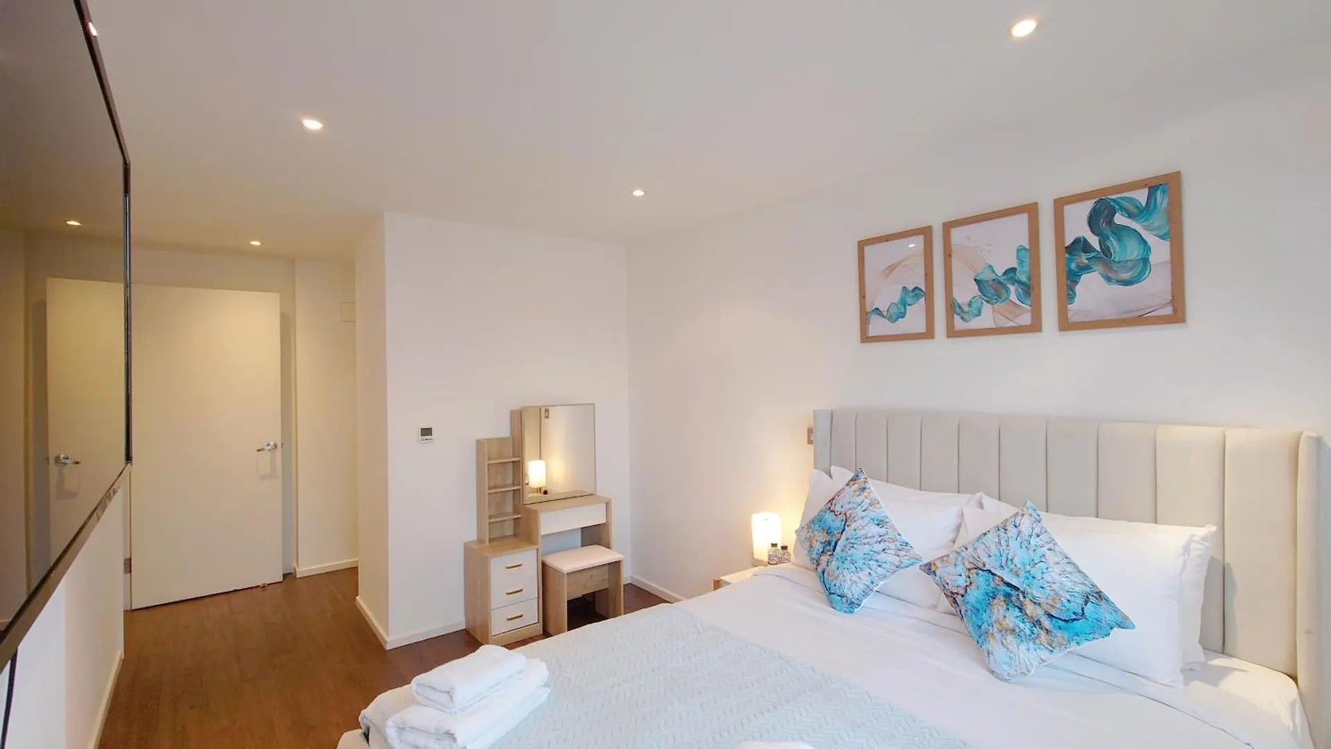 Deluxe Two Bed Apartment By London Excel & O2 0*,  Reino Unido