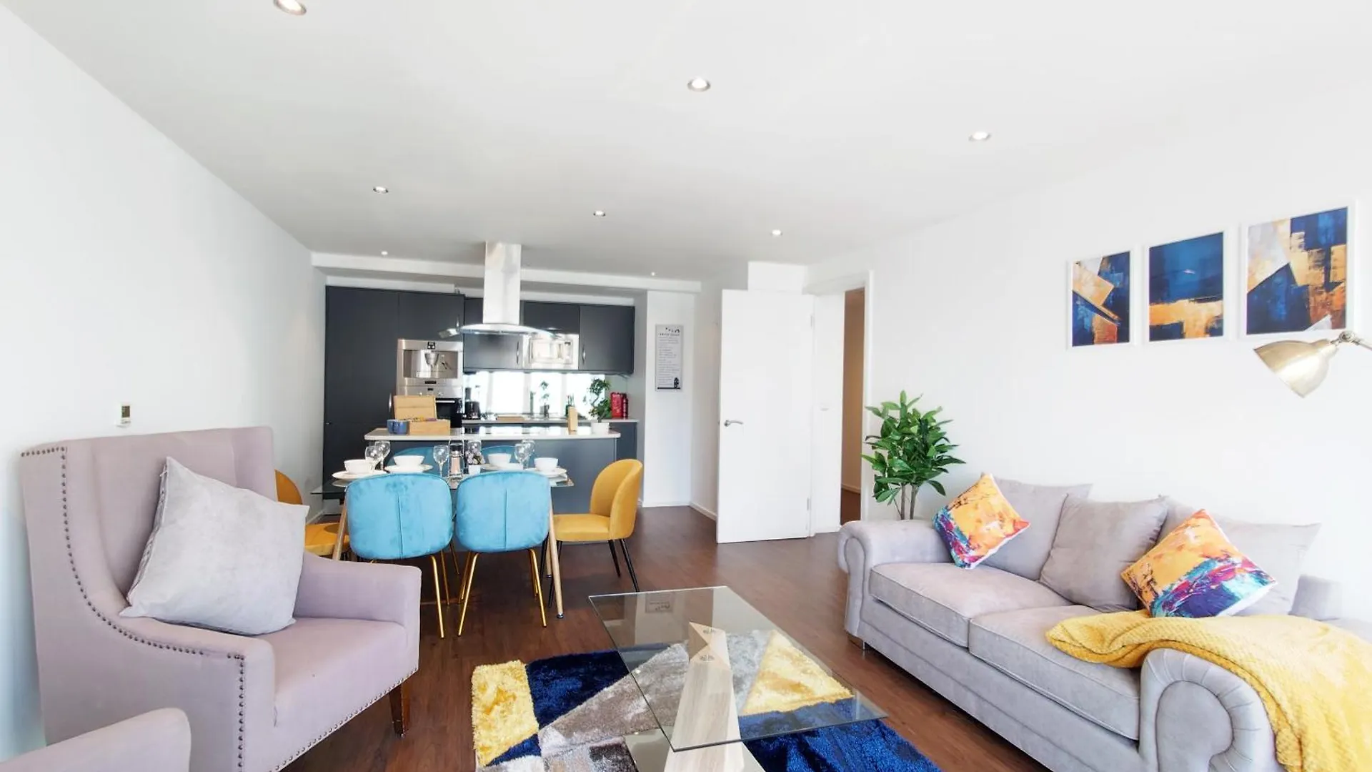 Deluxe Two Bed Apartment By London Excel & O2