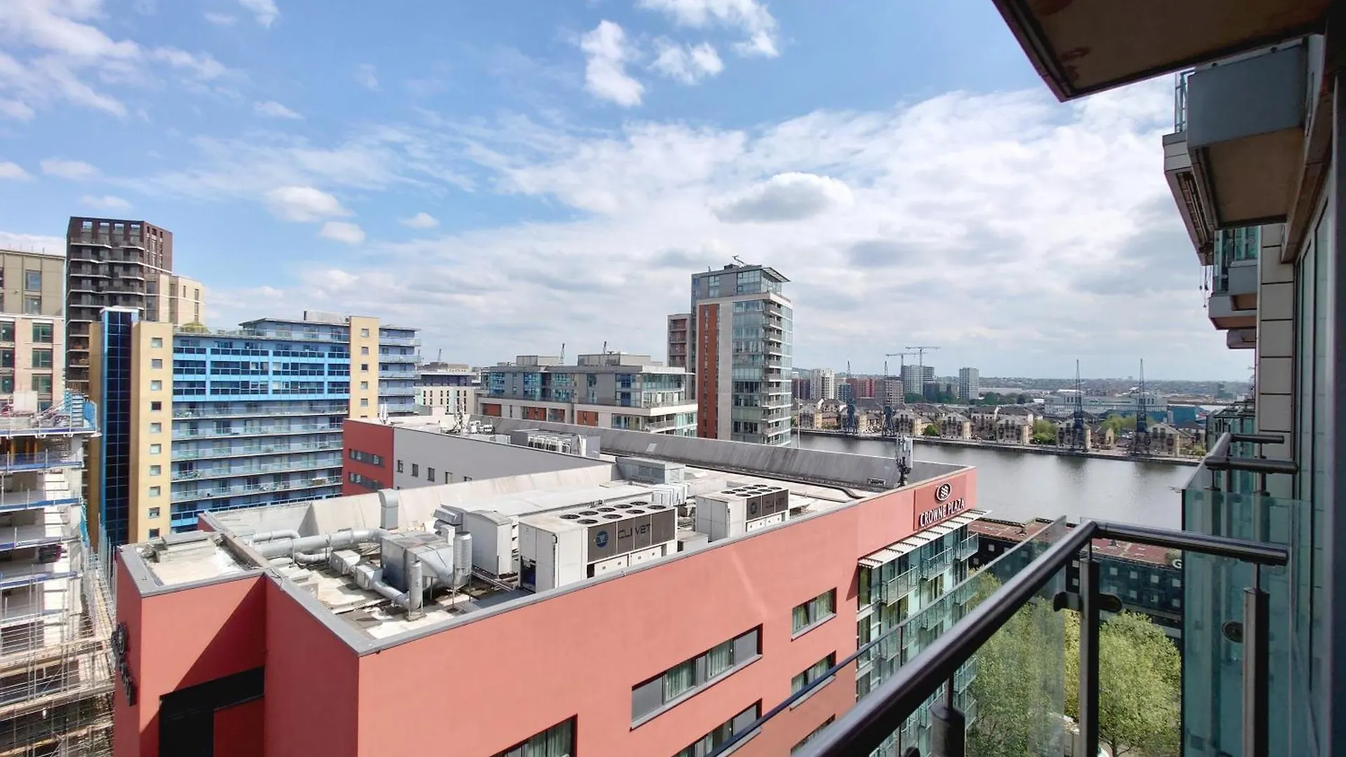 Deluxe Two Bed Apartment By London Excel & O2 0*,  Reino Unido
